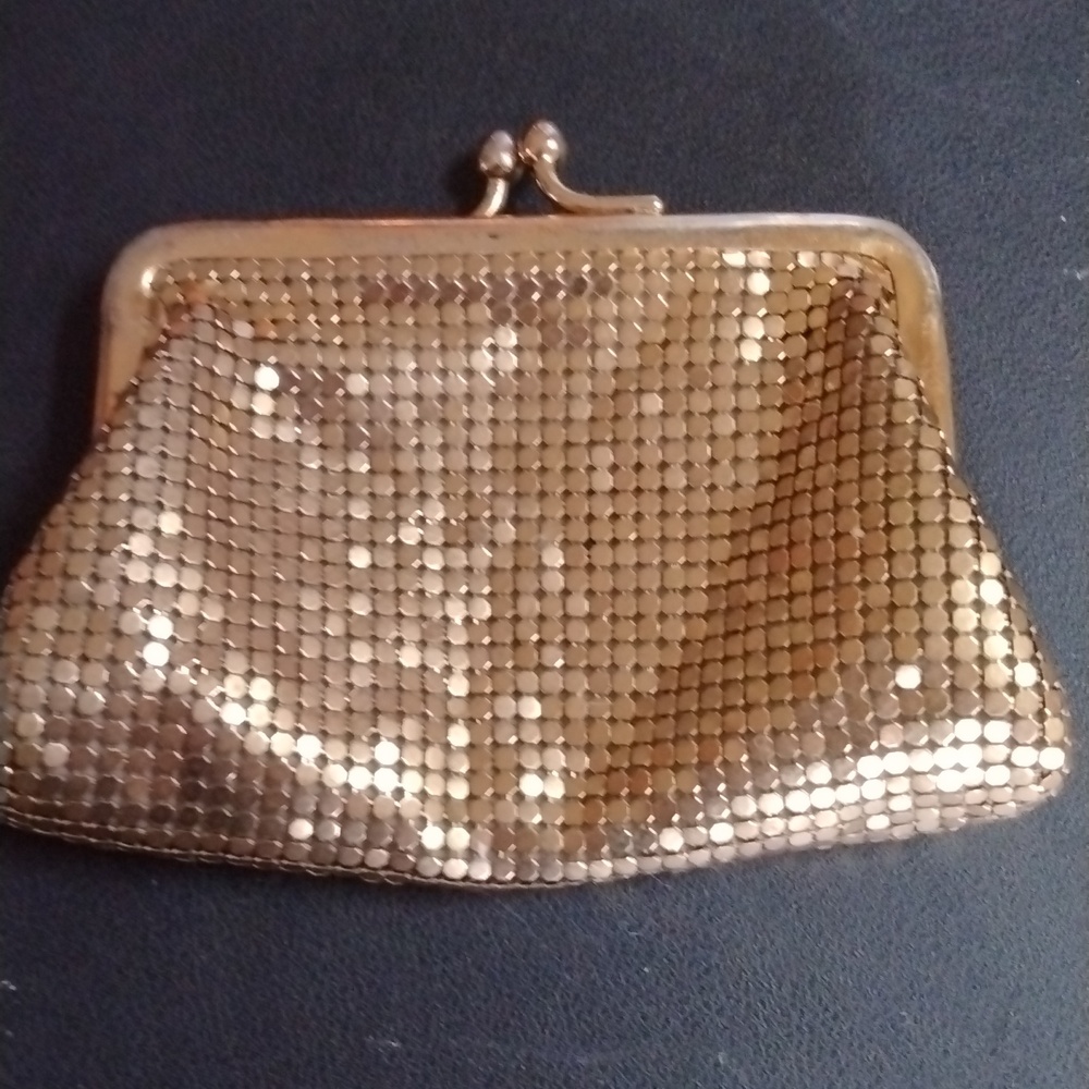 Authentic Whiting and Davis gold grommet coin purse